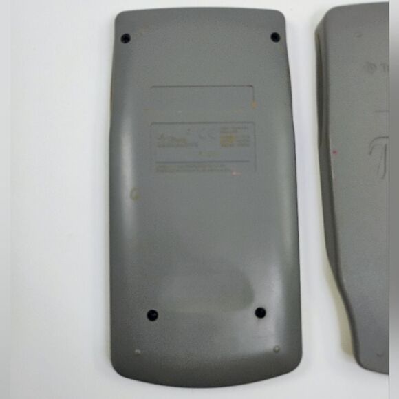 Texas Instruments Calculator Needs work for parts - Picture 6 of 13